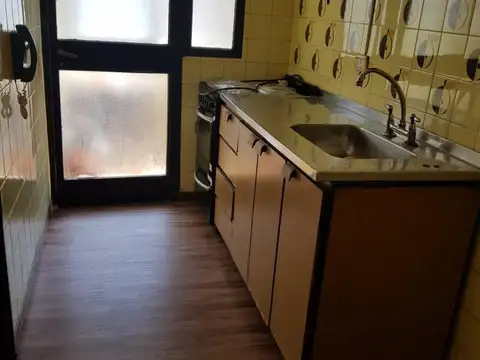 Departamento 3 ambientes con 1 baño