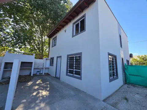 Casa 3 ambientes con 1 baño