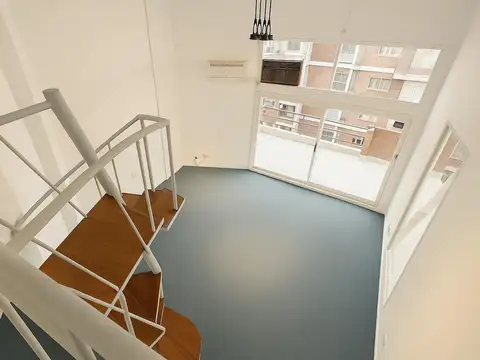 Oficina 4 ambientes con 1 baño