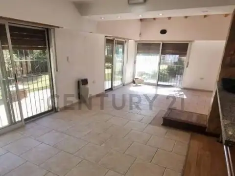 Casa en Venta en Villa Parque Sicardi, USD 150.000
