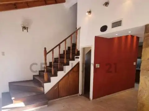 Casa de 1 Dormitorio en Venta en Sicardi