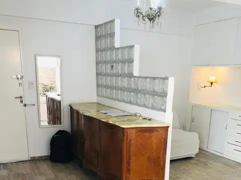 La Plata 200, Piso 9