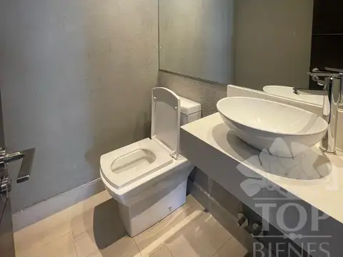 Departamento en Alquiler con 2 cocheras