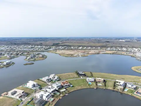 Terreno en Venta 31  mts Fondo