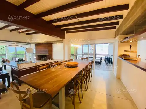 Casa en Venta en Punta Piedras, USD 770.000