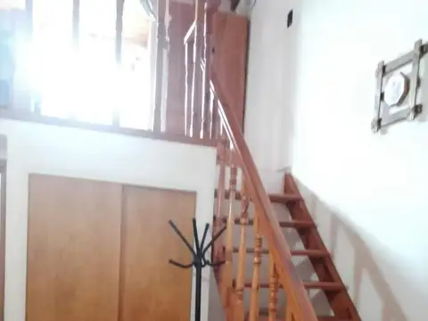 Depto Tipo Casa 4 ambientes con 2 baños