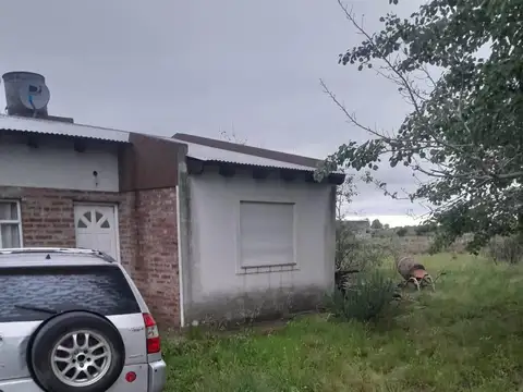 Casa en venta c/ cochera en Sierra de la Ventana