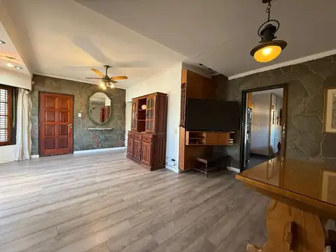 Casa en Venta en Neuquen, USD 185.000