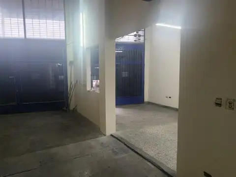 Local en Venta 30 años