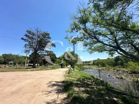 Casa 12 ambientes con 3 baños