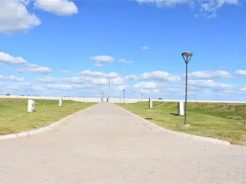 Terreno en Venta en Countries y Barrios Cerrados en San Vicente, USD 22.000