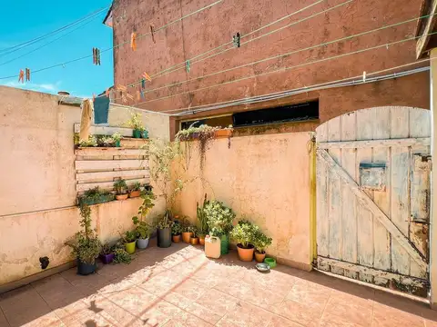 Depto Tipo Casa en Venta de 2 dormitorios