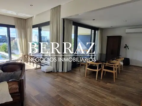 Casa Venta 4 Dormitorios Barrio Marinas Lote de 998 m2 Puertos , Escobar