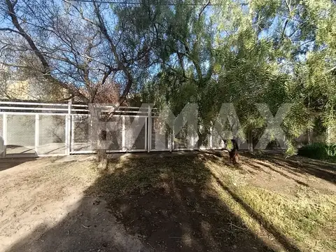 casa en barrio cerrado santa monica