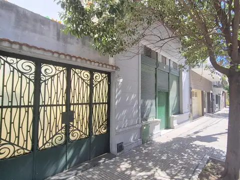 Terreno en Villa Crespo: 8,70 x 10,78. Se puede construir P. Baja 10 Plantas tipo 2 retiros.