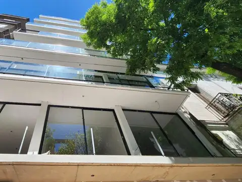 Venta Local -  Local comercial.  Balvanera, Congreso. En edificio con amenities