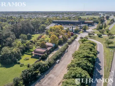 12 de Octubre Colectora Panamericana y Saraví