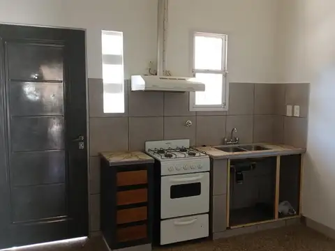 Casa en Alquiler en Zarate, $ 700.000