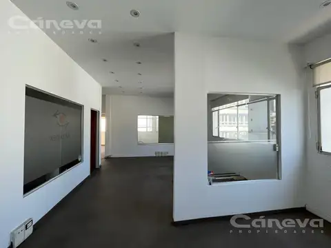 Oficina en Venta en Monserrat, USD 190.000