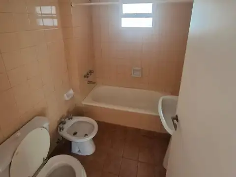 11 de septiembre de 1888, 2200 , Piso 5