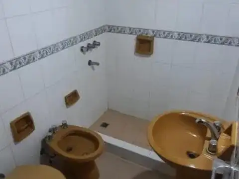 Depto Tipo Casa en Venta en Villa Ballester, USD 50.000