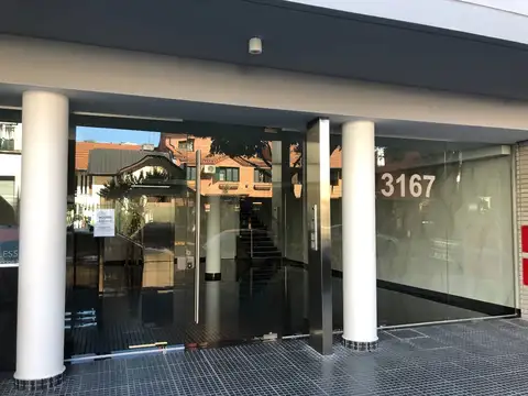 EXCELENTE MONOAMBIENTE IMPECABLE ESTADO. EXCELENTE UBICACION.