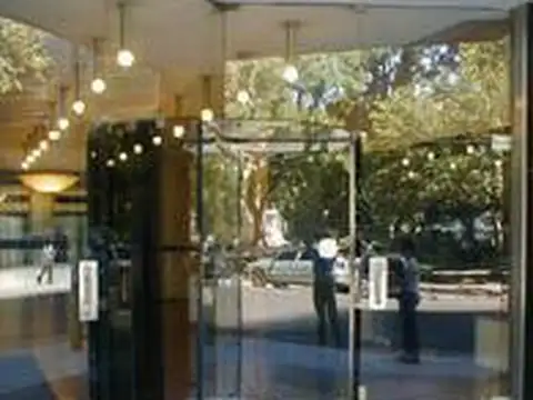 Oficina en Alquiler en Catalinas, USD 5.900