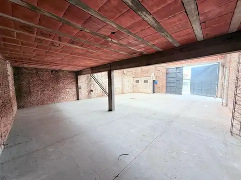 GALPON EN ALQUILER CON OFICINA