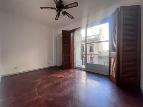 Departamento en Alquiler 50 años