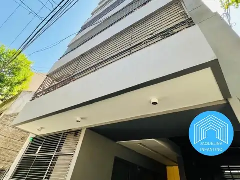 DEPTO. 3 AMB. FLORES -