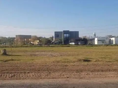 Venta de lote en El Ensueño UF 100