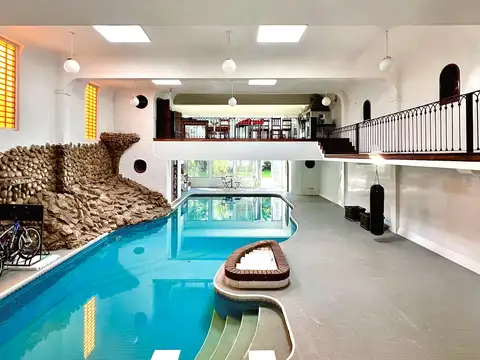 Nicolás Avellaneda al 900