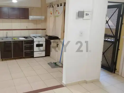 Venezuela 5500, Piso 0