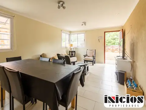 Casa 3 ambientes con 1 baño