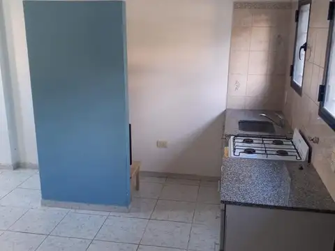 Depto Tipo Casa 3 ambientes con 1 baño