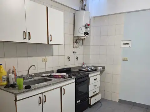 Departamento en Alquiler en Bernal Oeste, $ 600.000