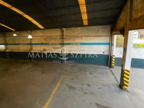 Galpon en Venta 46  mts Fondo