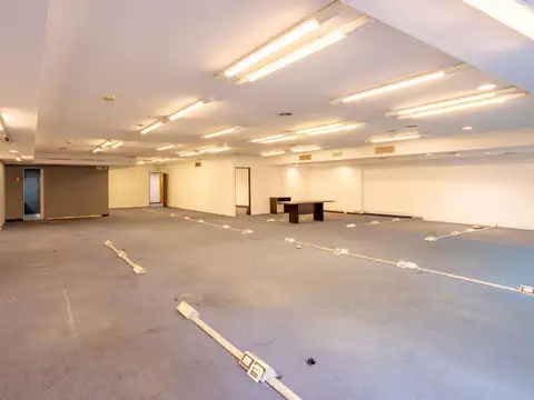 Oficina en Alquiler en Monserrat, USD 2.700