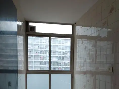 Departamento en Alquiler en Boca, $ 420.000