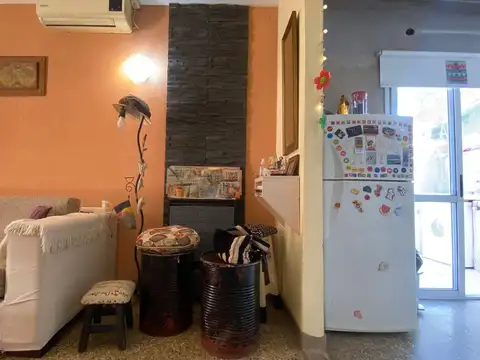 PH INTERNO DE 3 AMBIENTES CON PATIO SIN EXPENSAS