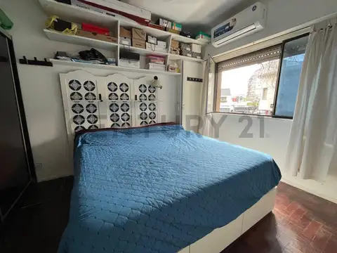 Departamento en Venta 64 años