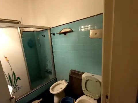 "MUY LINDA CASA AMERICANA"