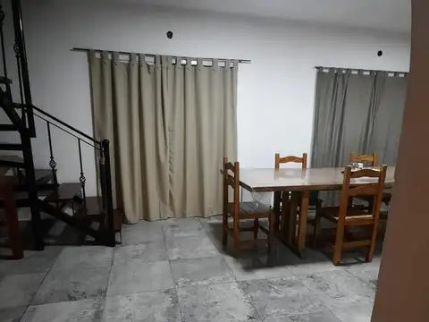 Depto Tipo Casa en Venta de 3 dormitorios