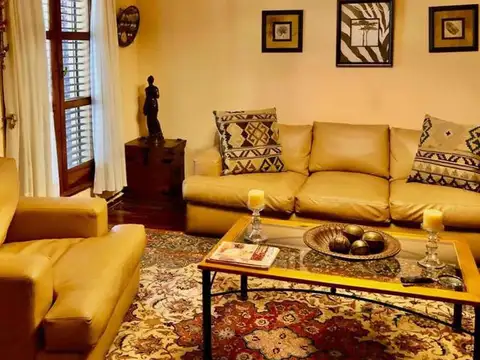 Casa 3 ambientes con 2 baños