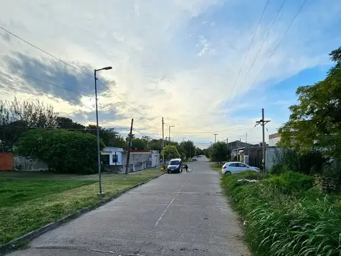 EINSTEIN ENTRE AVELLANEDA Y RUIZ MORENO