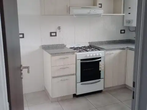Departamento en Alquiler con 1 cocheras