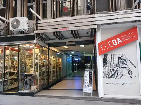 Local c/entrepiso Alquiler Galeria CENTER  Peatonal Floria