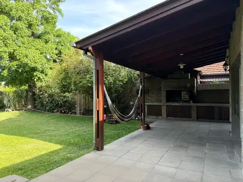 Casa en Venta al Oeste