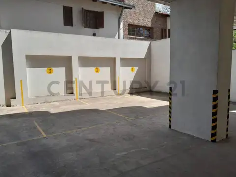 Venta de Cochera en La Plata Casco, La Plata