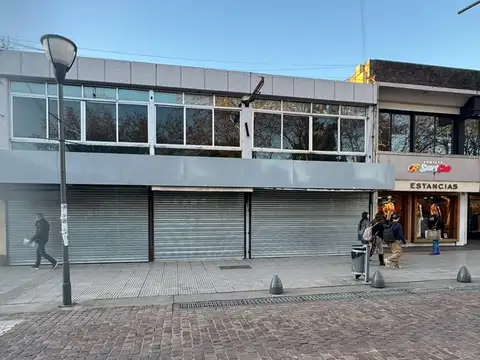 Local en Alquiler en Lujan, $ 7.500.000
